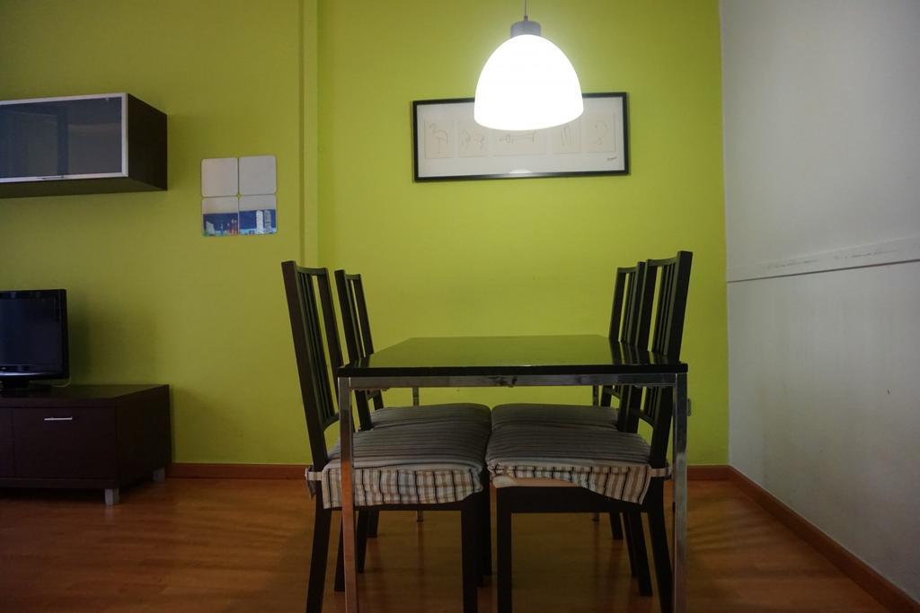 Aparteasy - Montjuic & Fira Barcelona Exterior photo